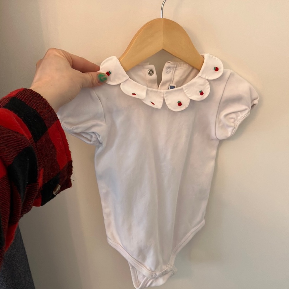 Jacadi White Baby Onesie with Scalloped Collar 24 months